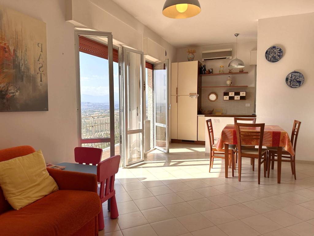 Appartamento a Colonnella in Via Colle dei Pini - Foto 5