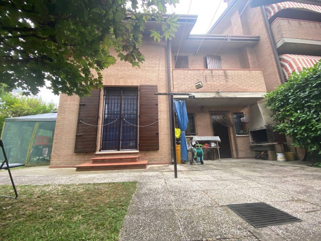 Villetta a schiera a Occhiobello in Via Eduardo De Filippo, 2 - Foto 2