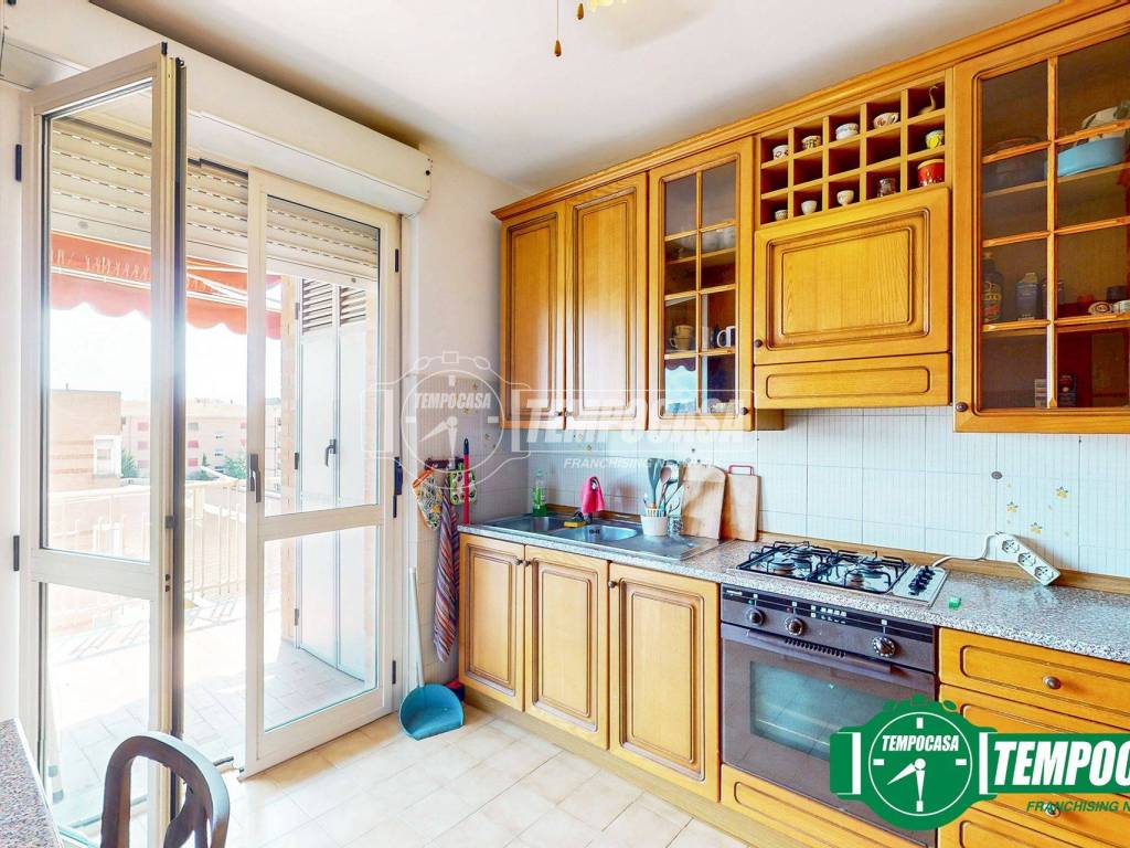 Appartamento a Novi ligure in Via IV Novembre 36 - Foto 4
