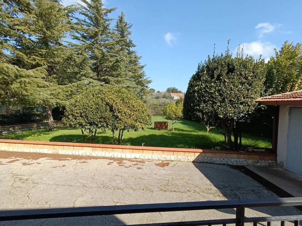 Villa a Caltanissetta in Via Due Fontane, 110 - Foto 3