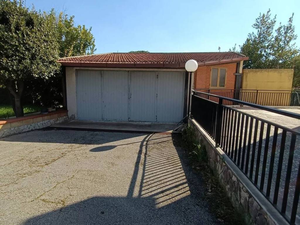Villa a Caltanissetta in Via Due Fontane, 110 - Foto 5