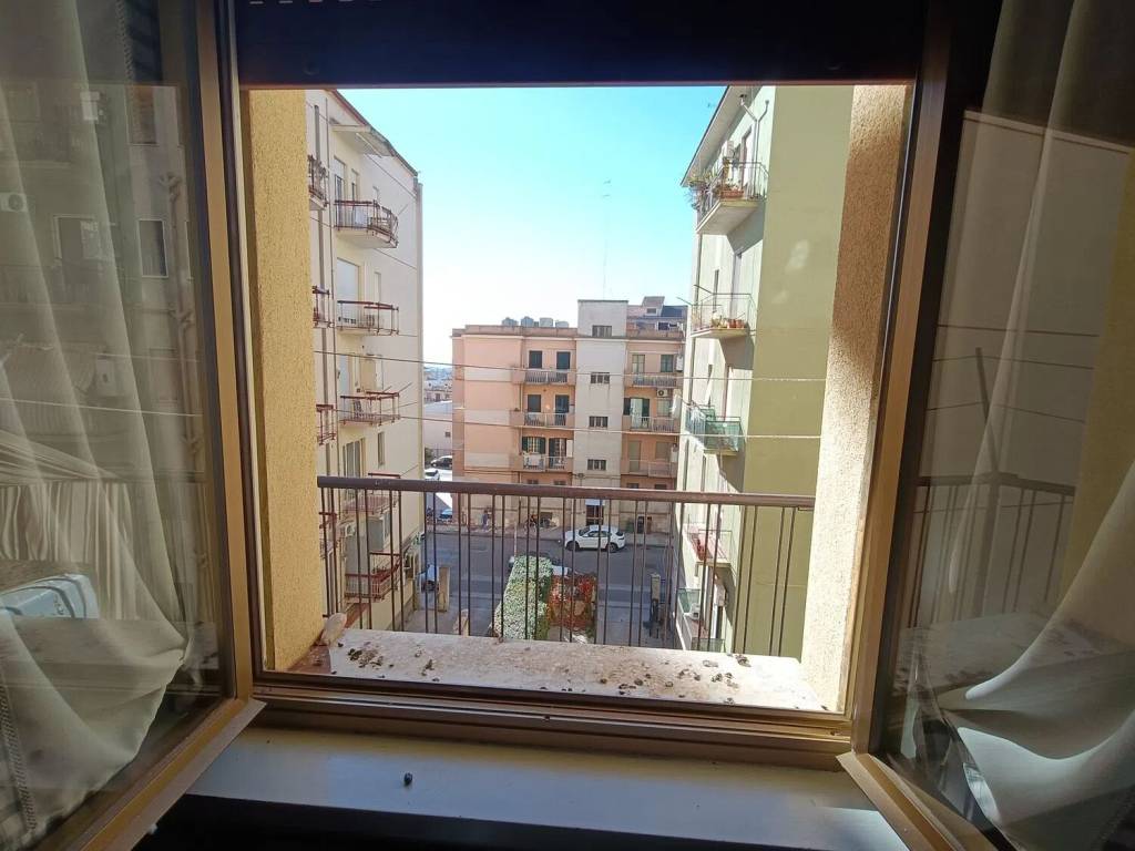 Appartamento a Caltanissetta in Via Edmondo De Amicis, 30 - Foto 4
