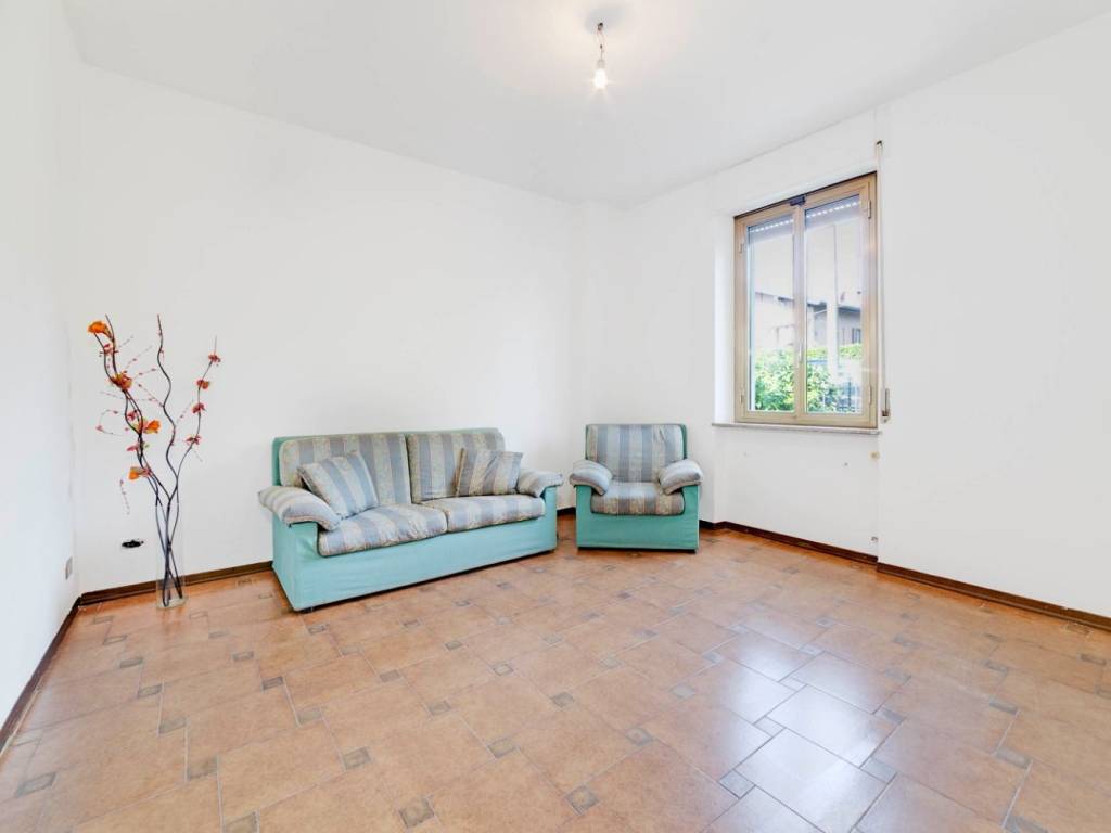 Villa a Castiglione olona in Via Cesare Battisti, 9 - Foto 4