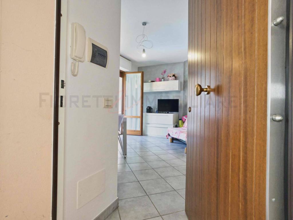 Appartamento a Piombino in Via Rosanna Benzi - Foto 2