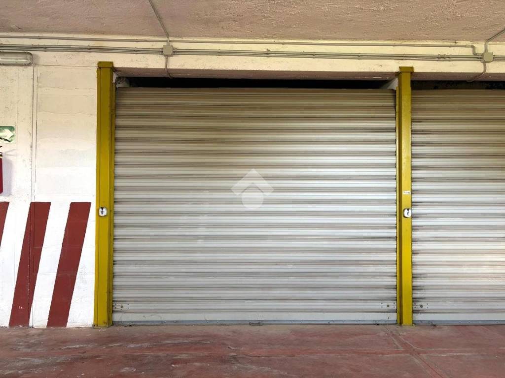 Box / garage a Cisterna di latina in Via Napoli, 4 - Foto 5
