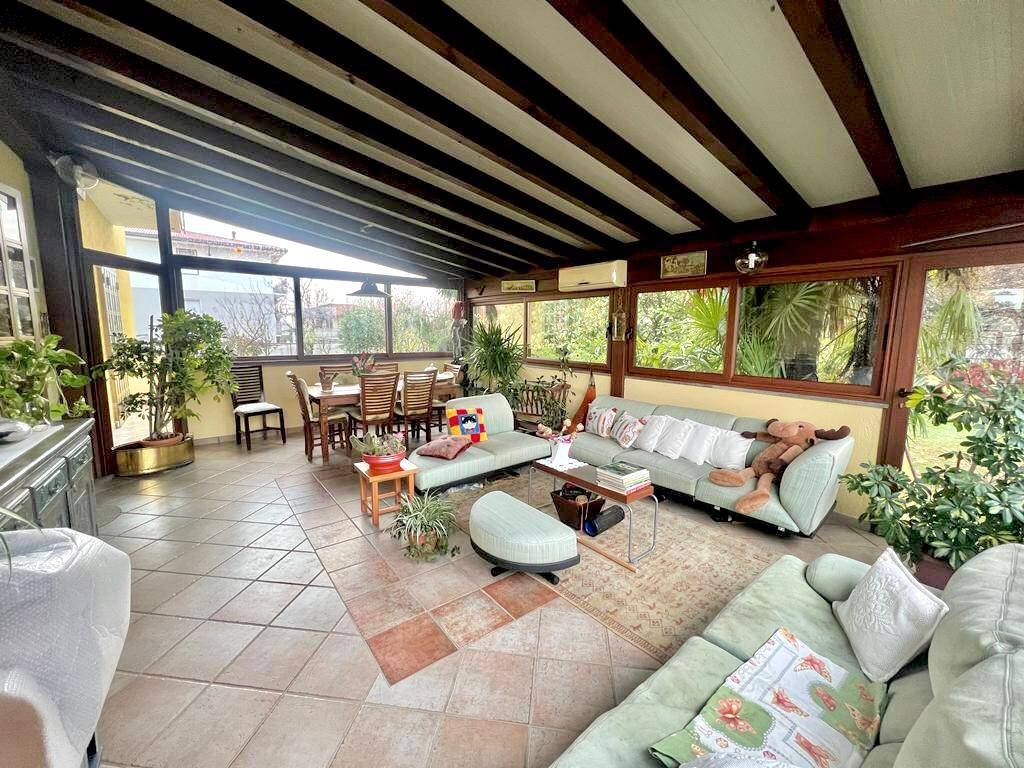 Villa a Cislago in Via Peschiera - Foto 3