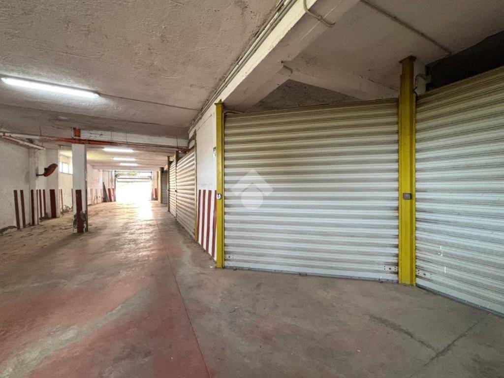 Box / garage a Cisterna di latina in Via Napoli, 4 - Foto 5