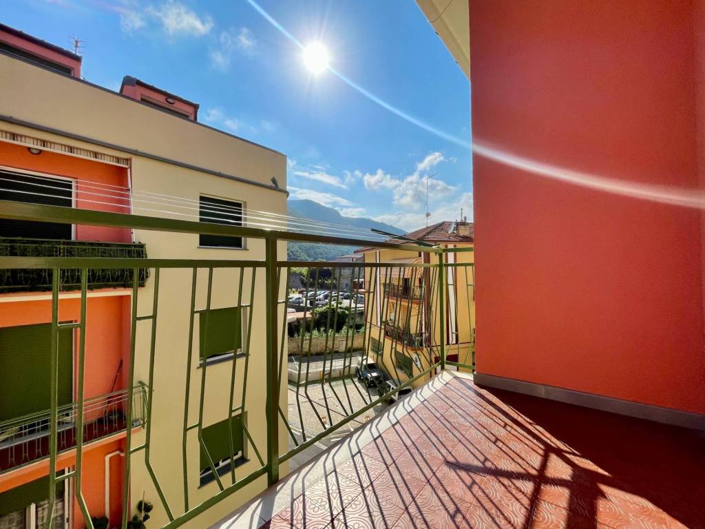 Appartamento a Finale ligure in Via Generale Annibale Arnaldi - Foto 2