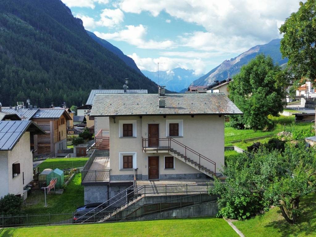 Casa indipendente a Valdisotto in Via Roma, 16 - Foto 3