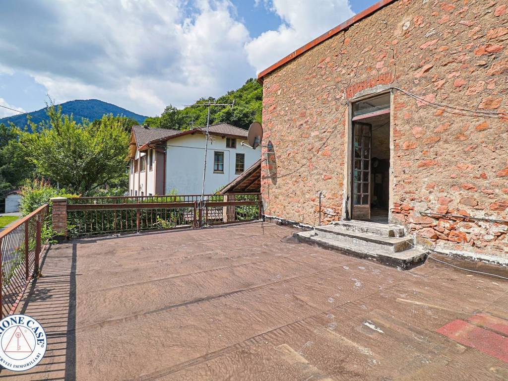 Appartamento a Valganna in Via Roncaccio, 5 - Foto 2
