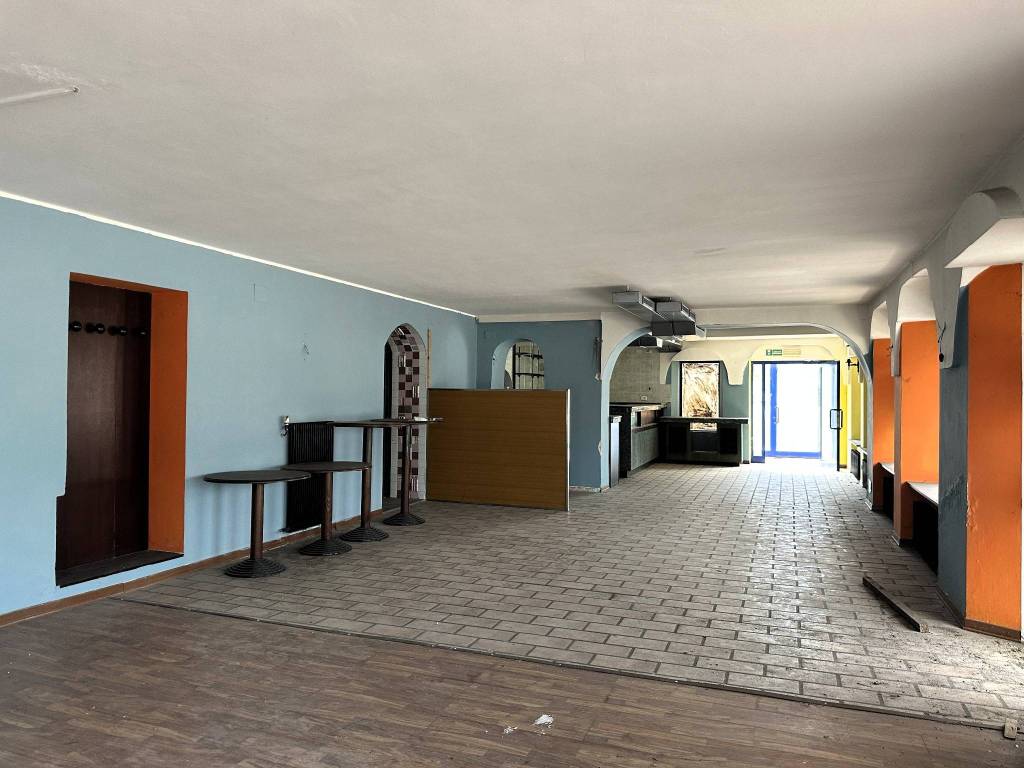 Palazzo / stabile a Cassacco in Viale Pontebbana, 44 - Foto 2