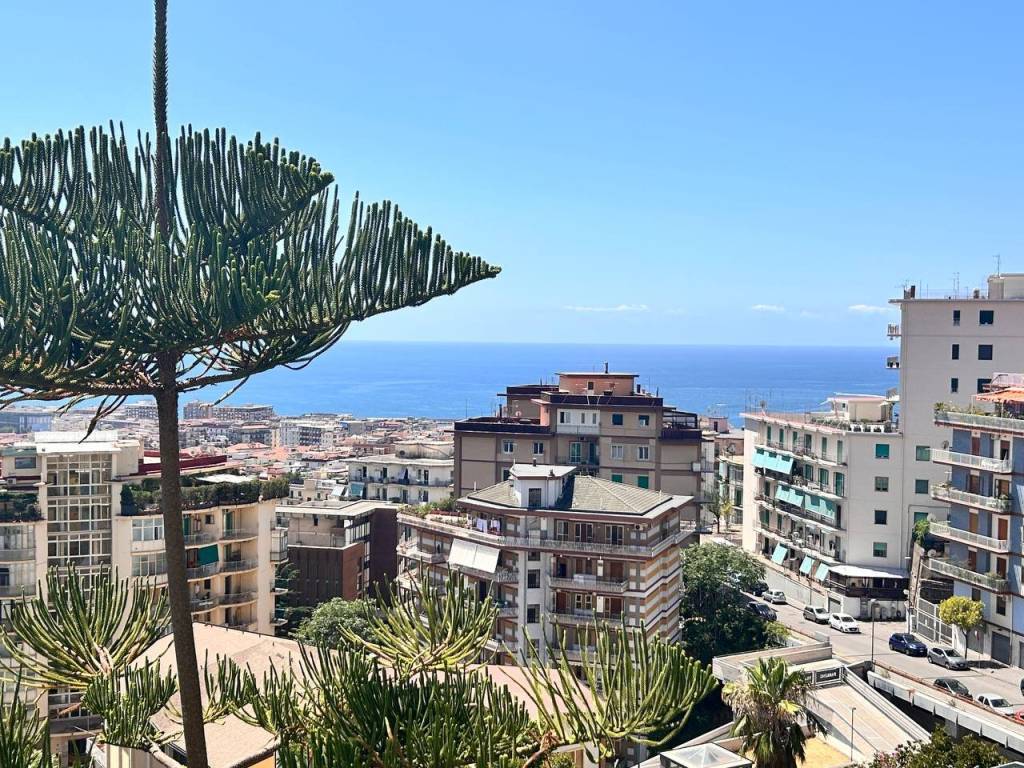 Appartamento a Salerno in Via La Mennolella, 27 - Foto 3