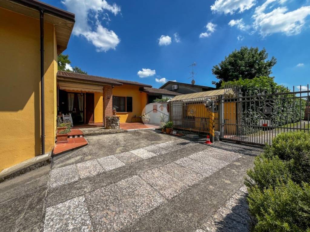Villa a Trenzano in Via Marconi - Foto 4