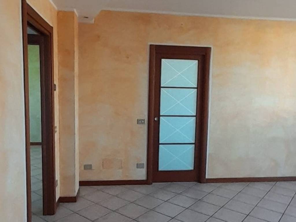 Appartamento a Lodi vecchio in Via Santi Naborre e Felice - Foto 3