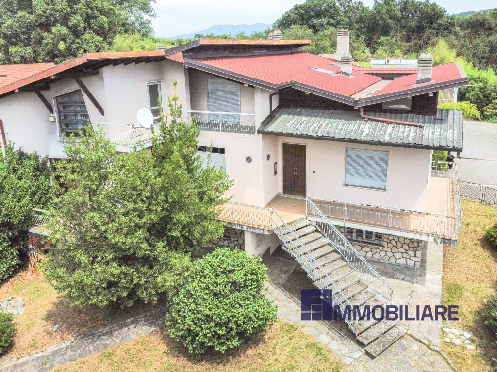 Villa a Angera in Via Milano - Foto 5