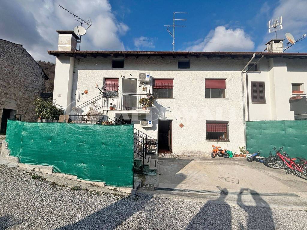 Villetta a schiera a Maniago in Via Angelo Dal Mistro, 33 - Foto 4