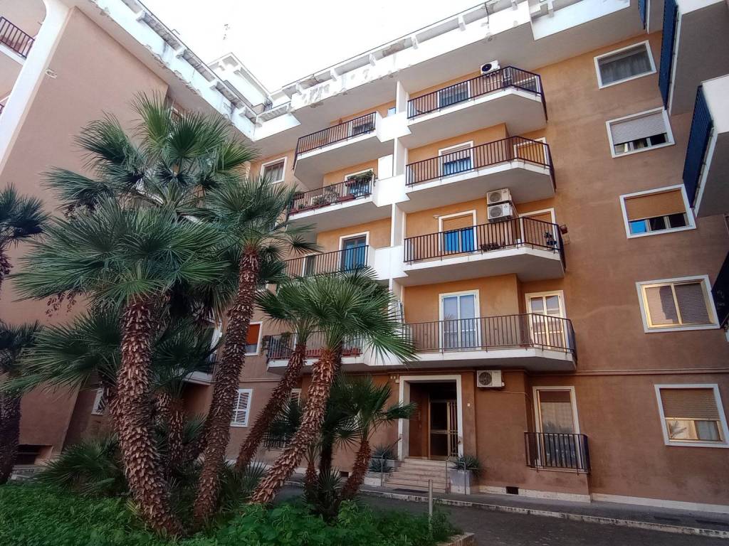 Appartamento a Trani in Via Giorgio Amendola - Foto 2