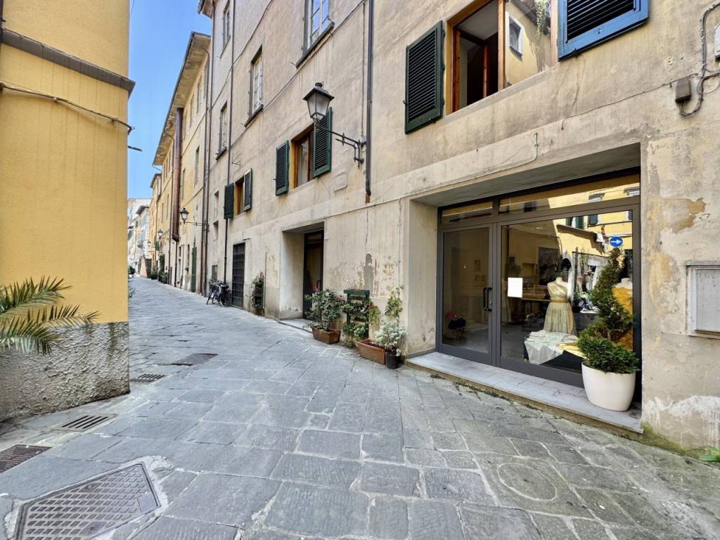 Immobile a Pescia in Via Ricasoli, 4 - Foto 2