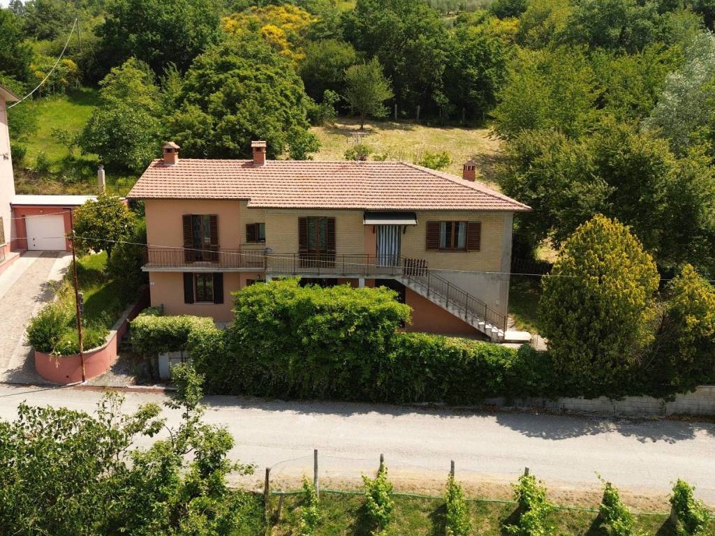 Villa a Gubbio in Torre Calzolari - Foto 4