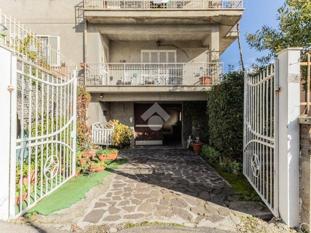 Appartamento a Caprarola in Via G. Matteotti, 44 - Foto 3
