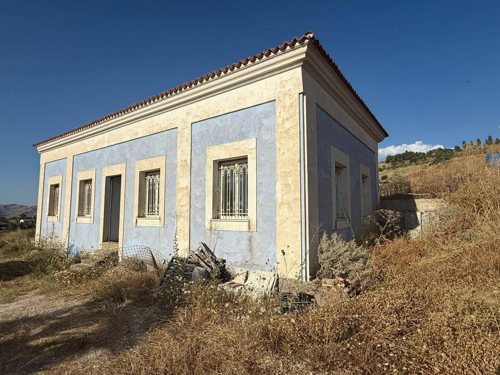 Villa a Caltanissetta in Via Guglielmo Borremans - Foto 2