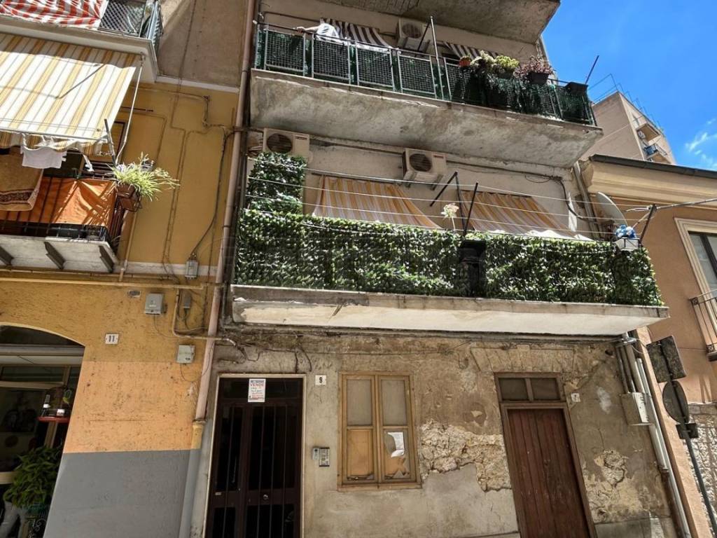 Appartamento a Caltanissetta in VIA VERGA, 9 - Foto 2