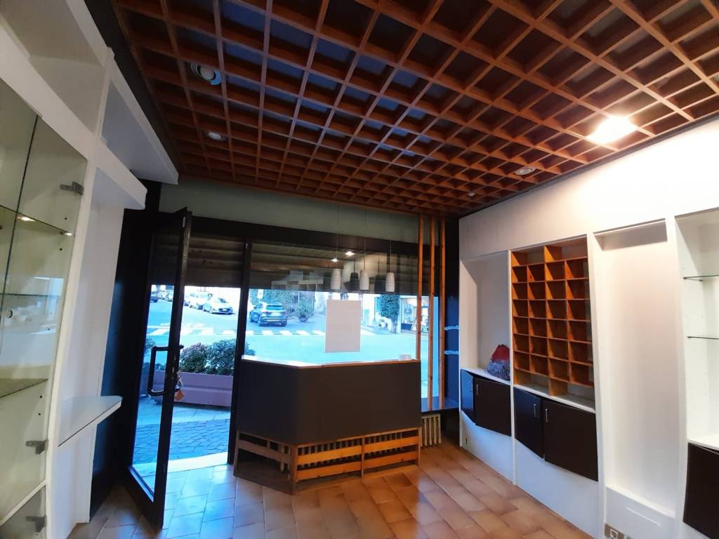 Immobile a Borgosesia in Piazza Giuseppe Garibaldi - Foto 4