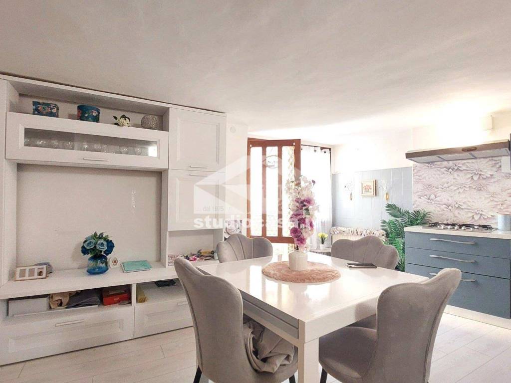 Casa indipendente a Ala in Via Prati - Foto 2