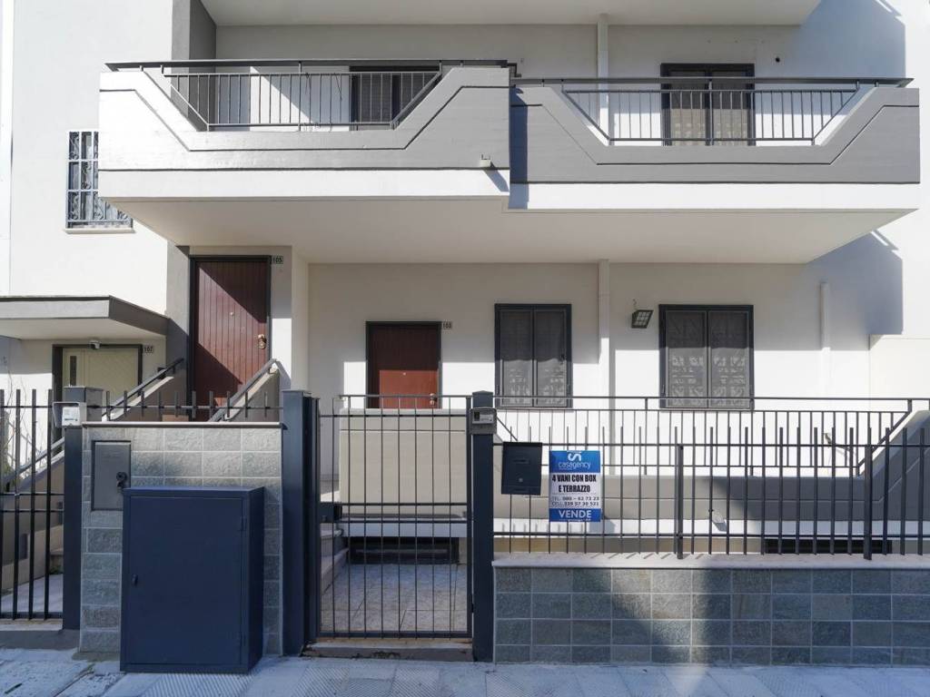Appartamento a Palo del colle in VIA NUNZIANTE, 103 - Foto 2