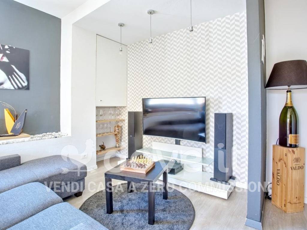 Appartamento a Luino in Via Voldomino, 66 - Foto 2