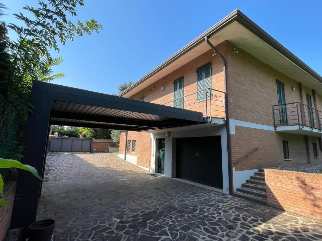Villa a Ferrara in Viale Val Boniola - Foto 2