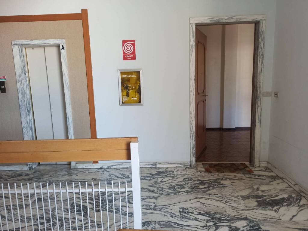 Appartamento a Vercelli in Corso San Martino, 6 - Foto 2