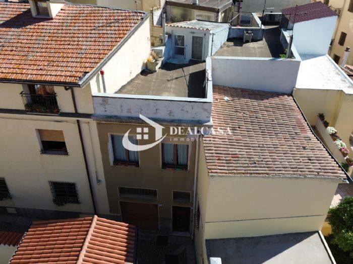 Villetta a schiera a Nuoro in Vicolo Giuseppe Parini, 5 - Foto 2
