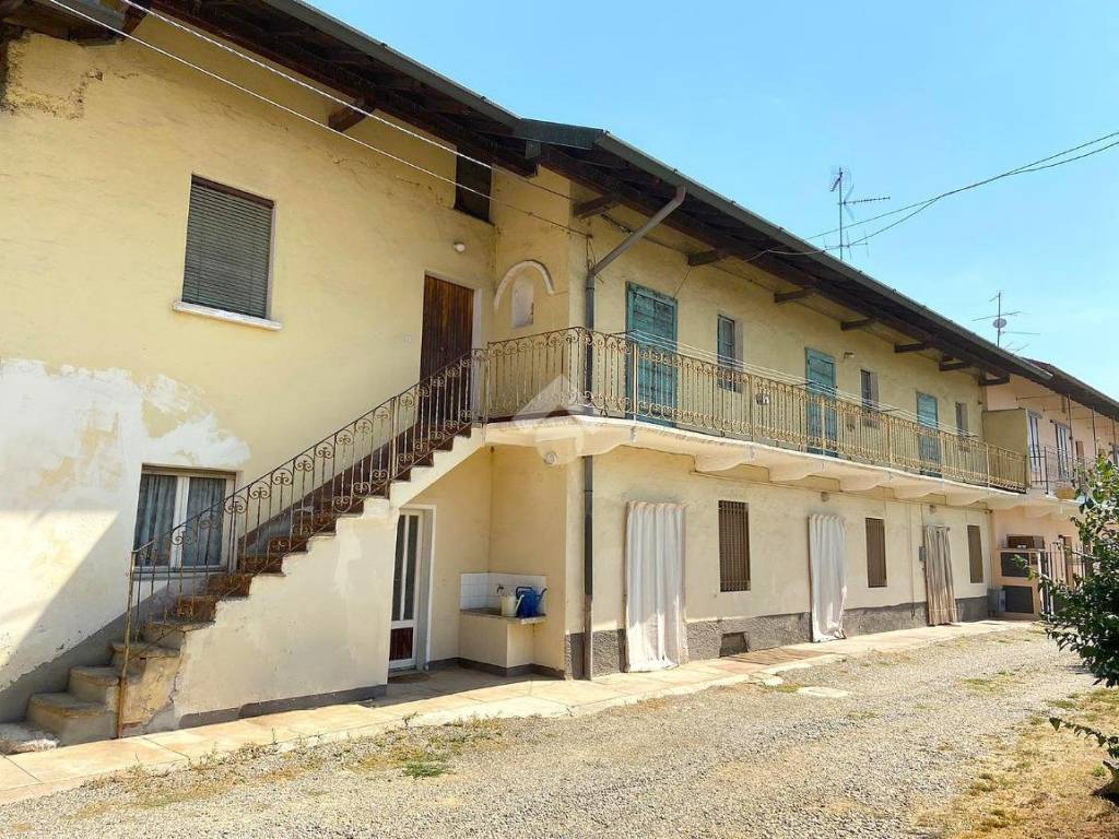 Rustico / casale a Samarate in Via Cascina Costa, 49 - Foto 4