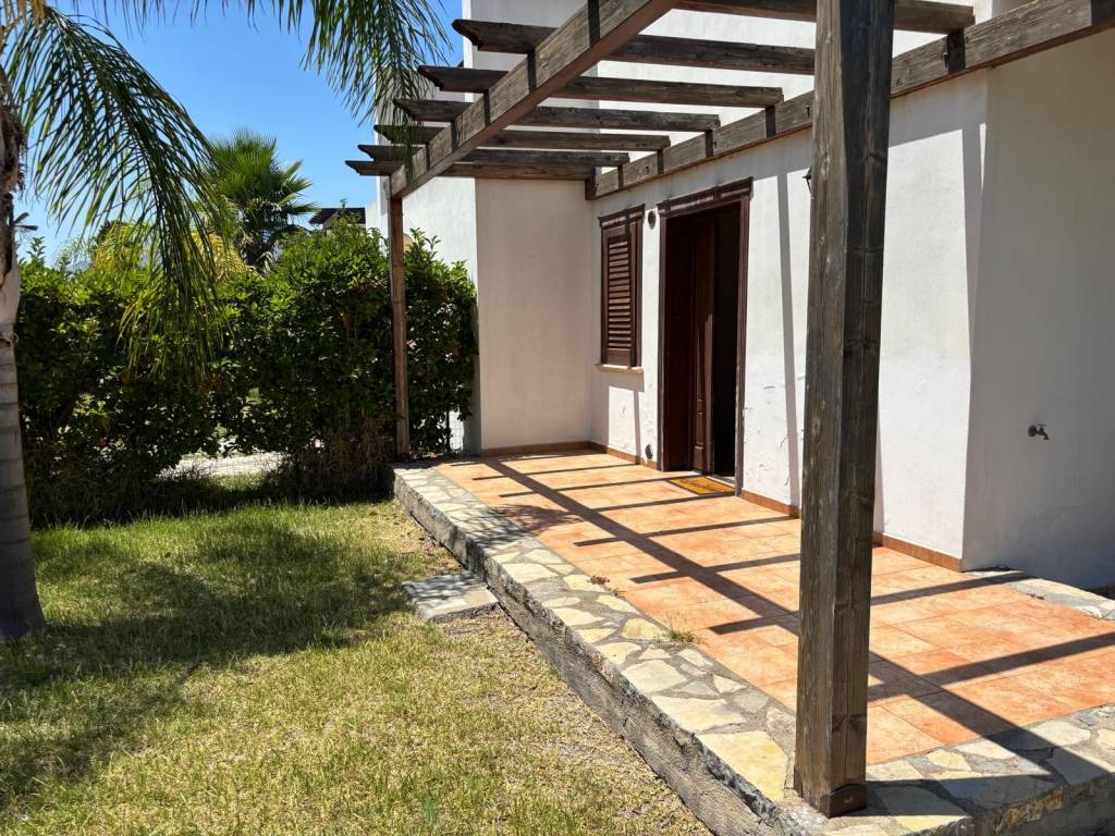 Villa a Campofelice di roccella in Contrada Pistavecchia - Foto 2