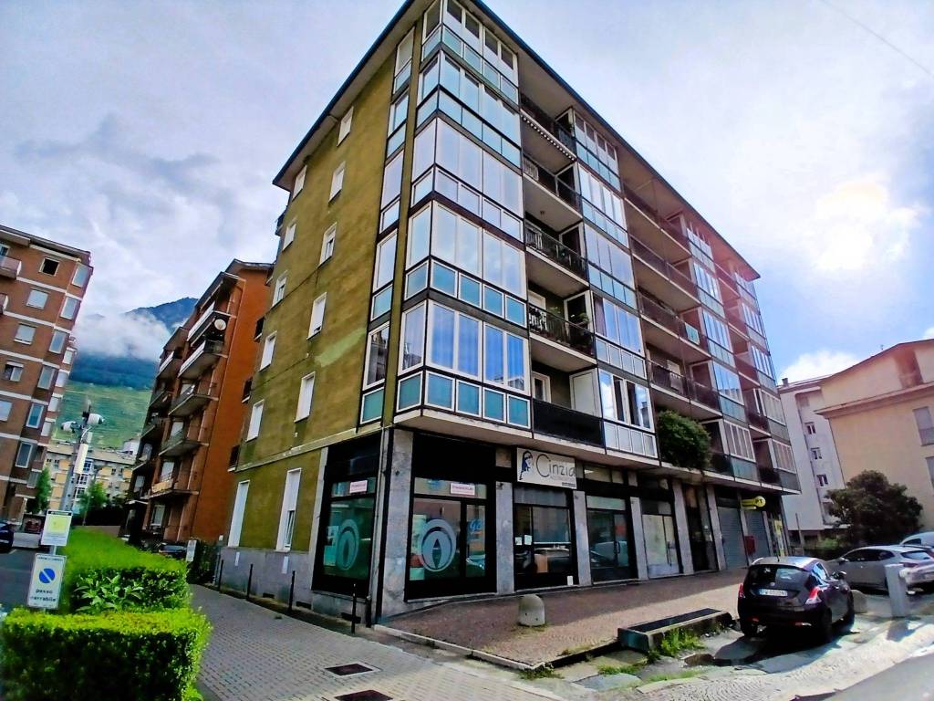 Appartamento a Sondrio in Via Gorizia, 40 - Foto 2