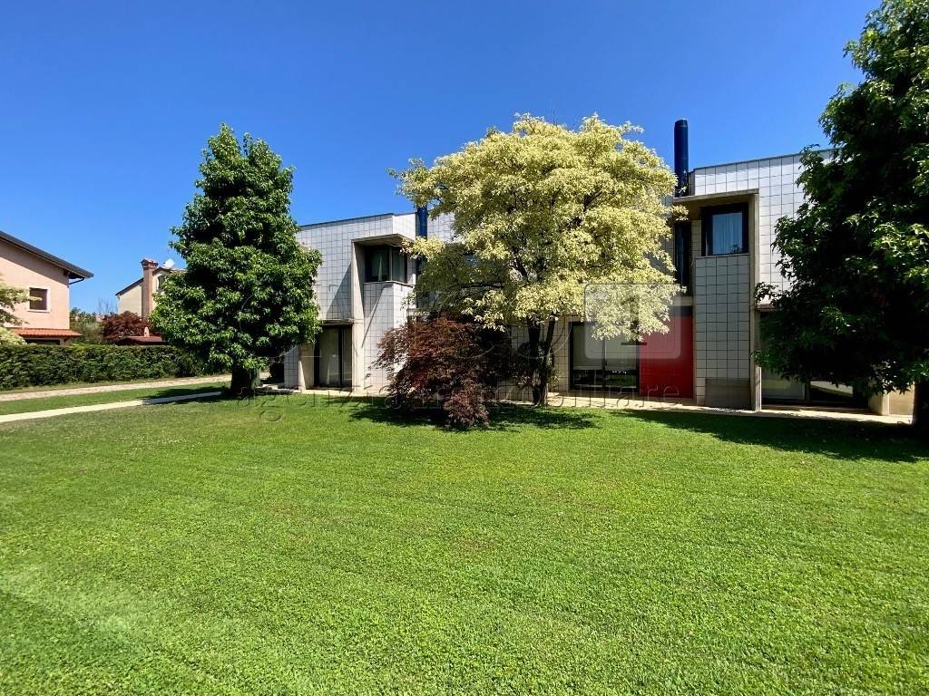 Villa a Selvazzano dentro in Via Deledda, 13 - Foto 3