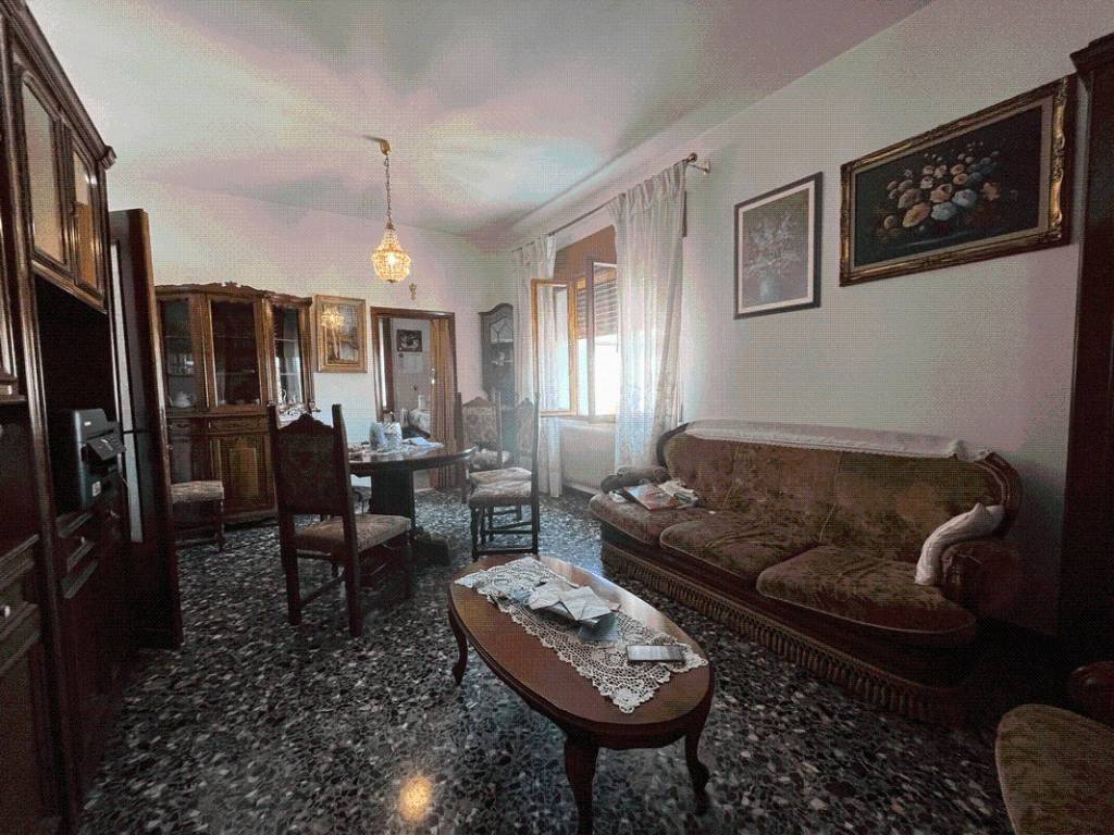 Appartamento a Vittorio veneto in Via Arnaldo Fusinato - Foto 4