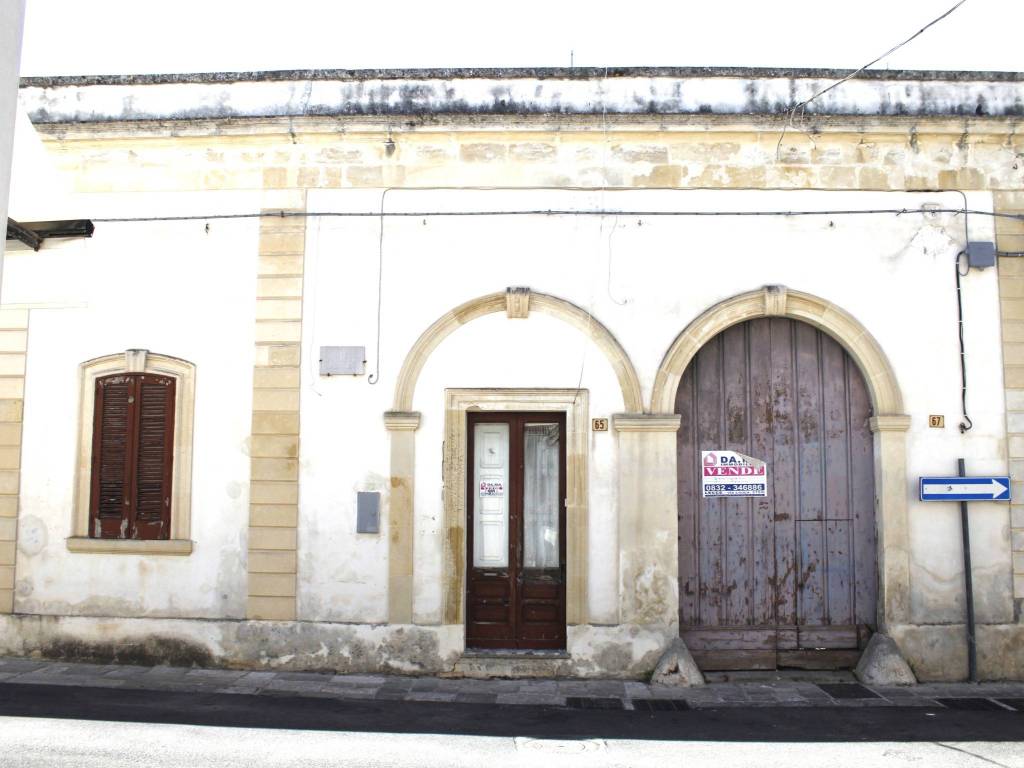 Casa indipendente a San pietro in lama in Via Margherita di Savoia, 67 - Foto 2