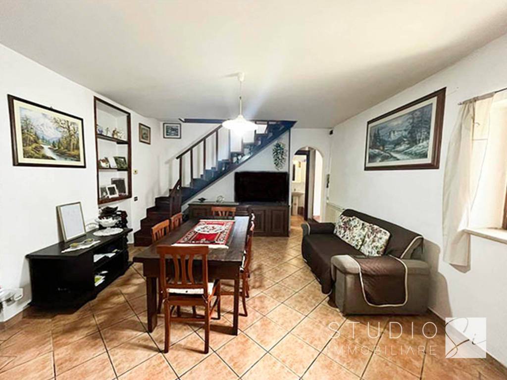 Casa indipendente a Quarrata in Via Lucca - Foto 2