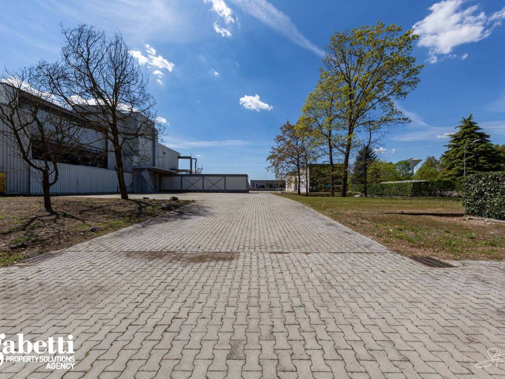 Terreno a Marnate in Via John Fitzgerald Kennedy - Foto 2