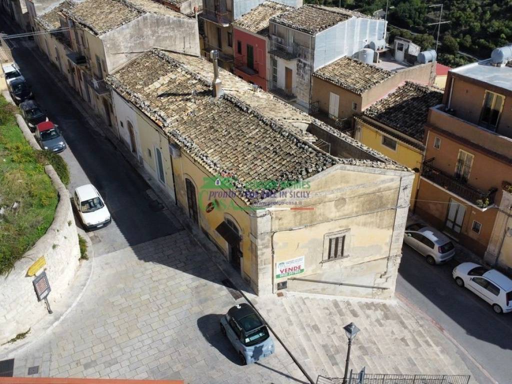 Casa indipendente a Ragusa in Via del Portale - Foto 4