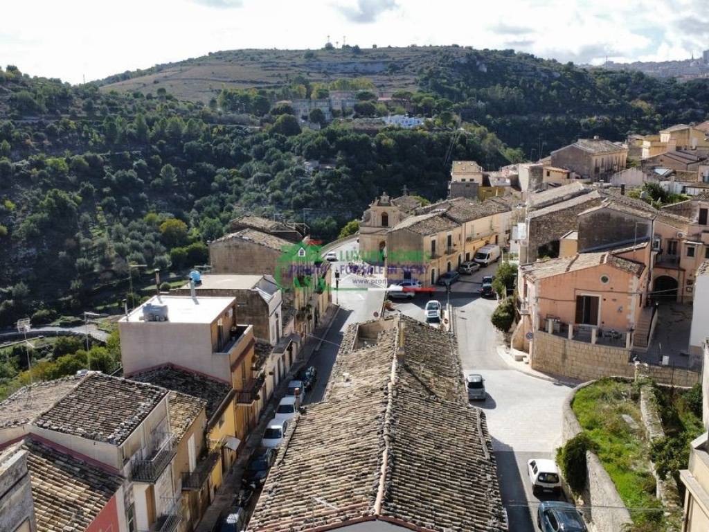 Casa indipendente a Ragusa in Via del Portale - Foto 5
