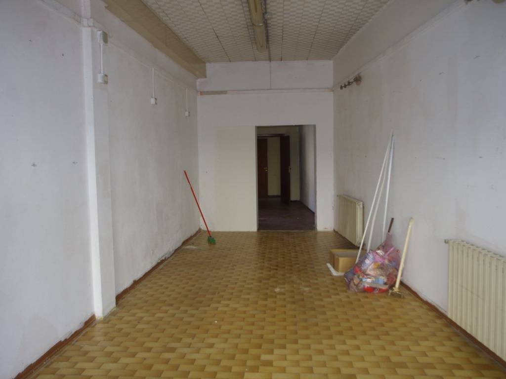 Immobile a Gallarate in Via Ugo Foscolo - Foto 2