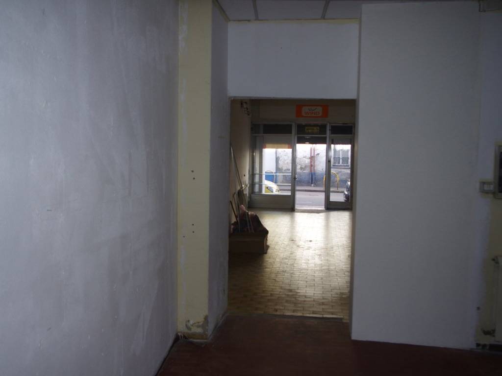 Immobile a Gallarate in Via Ugo Foscolo - Foto 4