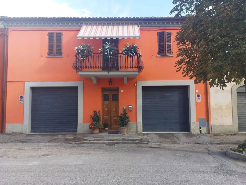 Appartamento a Urbania in Viale Iv Novembre, 52 - Foto 2