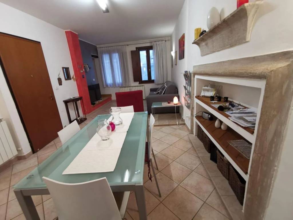 Appartamento a Sant'angelo in vado in Via Corpo Italiano Liberazione - Foto 5