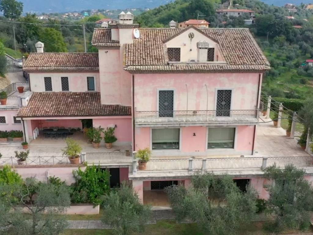 Villa a Frosinone in Via Bagni - Foto 2
