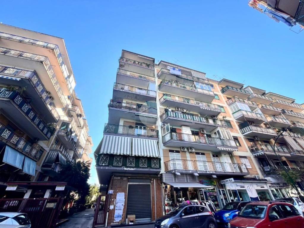 Appartamento a Casoria in VIA ALCIDE DE GASPERI, 69 - Foto 2