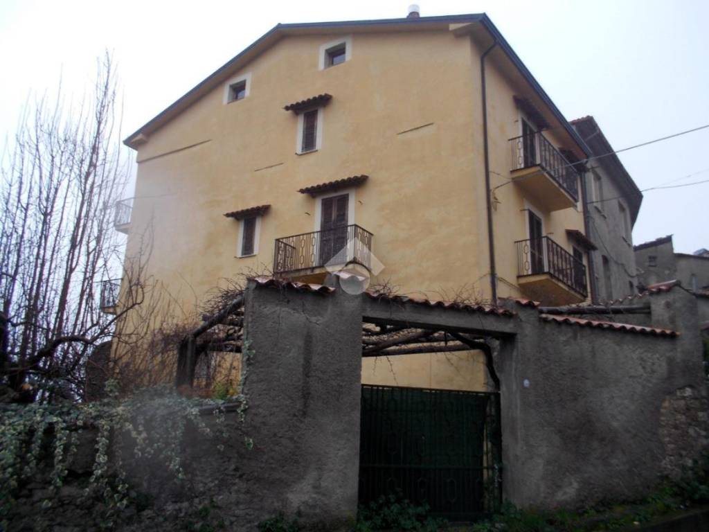 Casa indipendente a Cerisano in Via Pianolungo, 44 - Foto 2